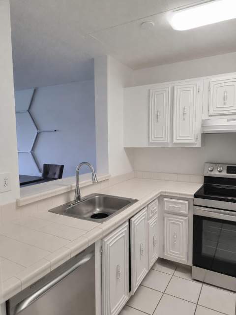 484 NW 165th St Street A-609, Miami FL - photo 6 of 8