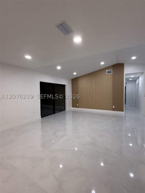 10830 SW 160th St, Miami FL - photo 6 of 19