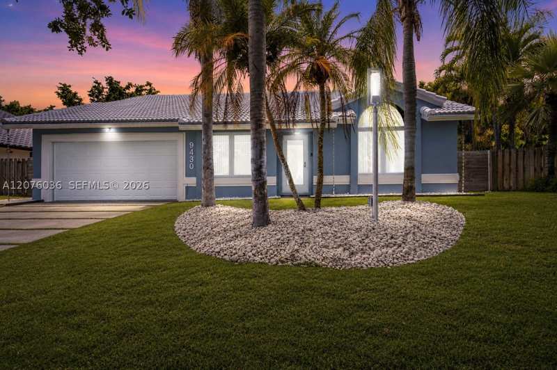 4 bedroom SingleFamilyResidence at 9430 SW 215th Ln, Lakes By The Bay Sec 7, Cutler Bay — photo 1