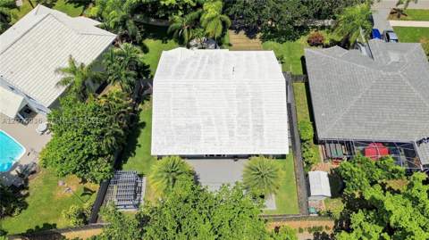 9430 SW 215th Ln, Cutler Bay FL - photo 11 of 56