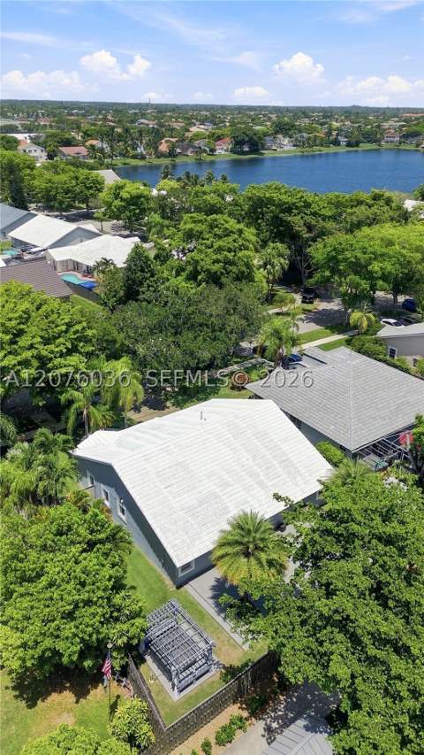 9430 SW 215th Ln, Cutler Bay FL - photo 14 of 56