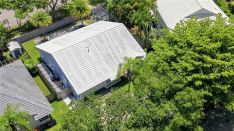 9430 SW 215th Ln, Cutler Bay FL - photo 16 of 56