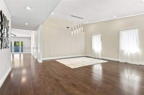 9430 SW 215th Ln, Cutler Bay FL - photo 24 of 56