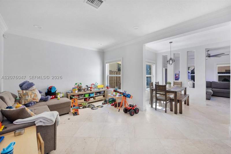 3 bedroom SingleFamilyResidence at 1602 SE 20th Rd, Shores At Keys Gate, Homestead — photo 4