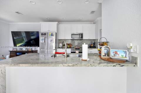 1602 SE 20th Rd, Homestead FL - photo 9 of 42