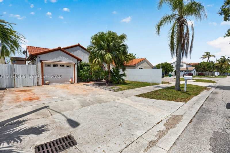 3 bedroom SingleFamilyResidence at 25014 SW 123rd Pl, Princetonian Estates, Homestead — photo 1