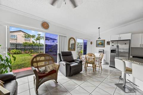 25014 SW 123rd Pl, Homestead FL - photo 8 of 44