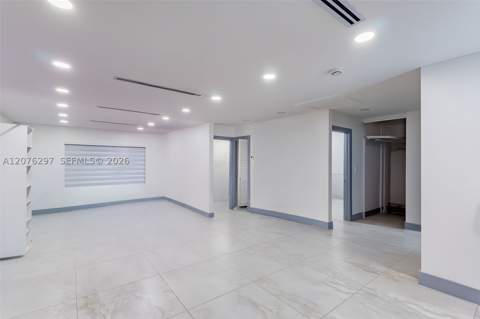 233 W 39th Pl, Hialeah FL - photo 17 of 49