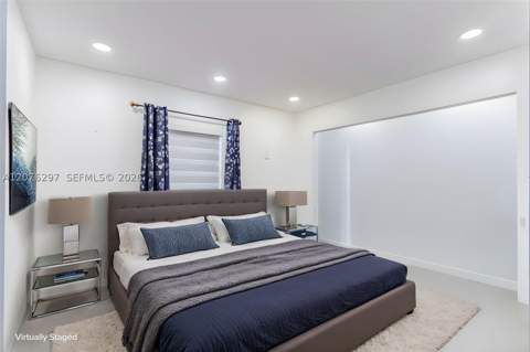 233 W 39th Pl, Hialeah FL - photo 21 of 49