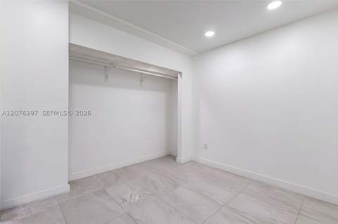 233 W 39th Pl, Hialeah FL - photo 24 of 49