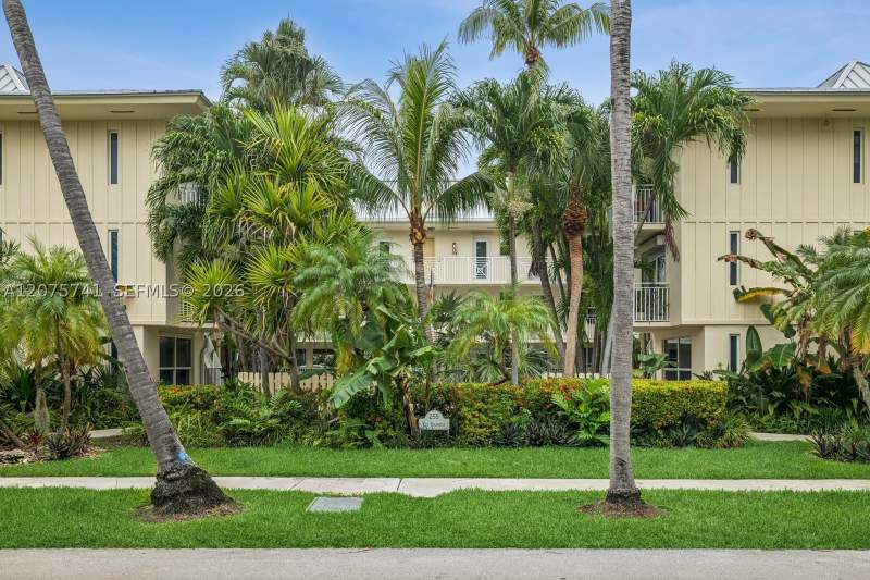 1 bedroom Condominium at 255 Sunrise Dr 107, Cay Polynesia Condo, Key Biscayne — photo 3