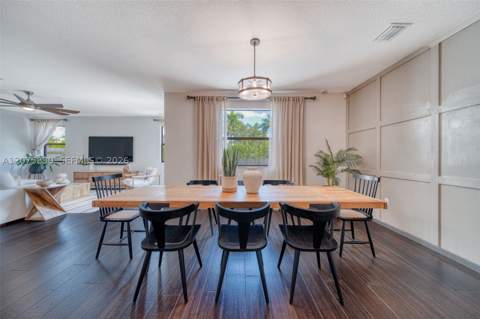 2655 SE 1st St, Homestead FL - photo 13 of 62