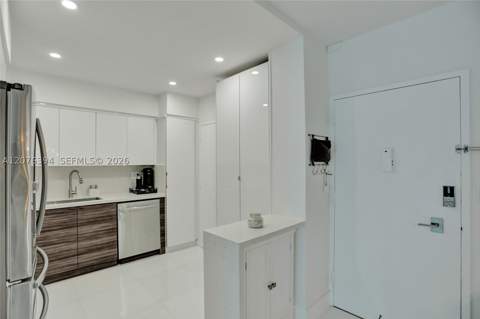 500 Bayview Dr 1924, Sunny Isles Beach FL - photo 16 of 42