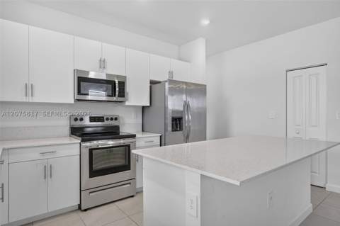 11942 SW 239th St, Homestead FL - photo 14 of 39