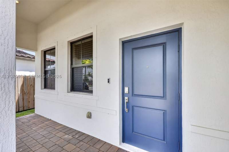 4 bedroom SingleFamilyResidence at 11942 SW 239th St, Estates At Silver Palm, Homestead — photo 2
