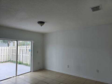 13658 SW 142nd Ter, Miami FL - photo 11 of 41