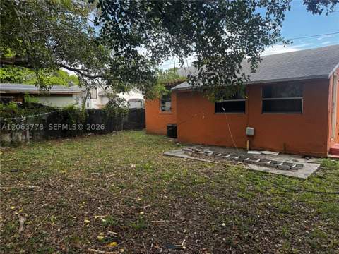 1361 NW 53rd St, Miami FL - photo 8 of 32