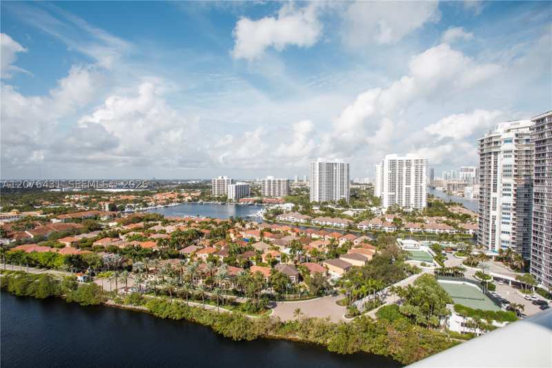 2 bedroom Condominium at 20505 E Country Club Dr Ph-39, Waterview Condo, Aventura — photo 1