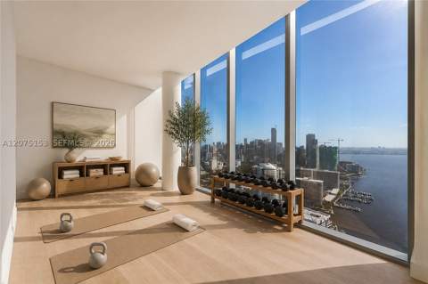 175 SE 25th Road Uph01, Miami FL - photo 13 of 60