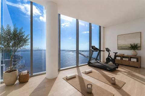 175 SE 25th Road Uph01, Miami FL - photo 14 of 60