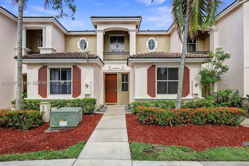 3 bedroom Townhouse at 2311 NE 42nd Cir, Marbella Cove, Homestead — photo 1