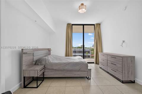 1300 Ponce De Leon Blvd 405, Coral Gables FL - photo 16 of 43