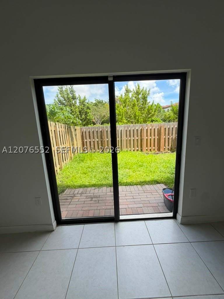 3 bedroom Townhouse at 519 NE 208th Ter, Via Ventura Neighborhood, Miami — photo 3