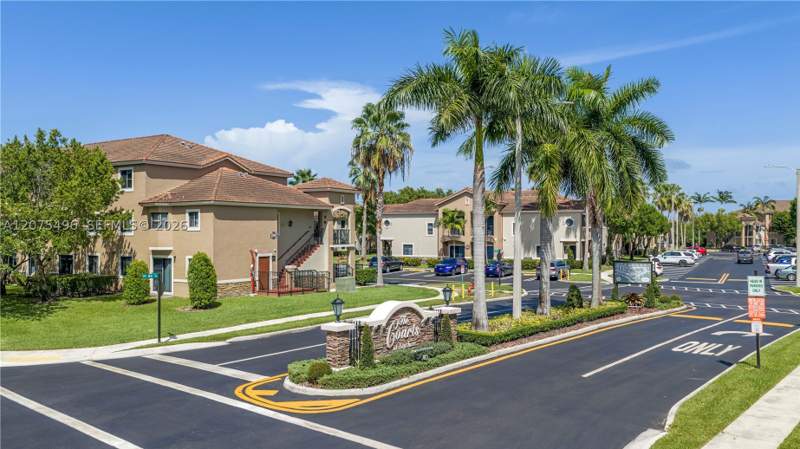 3 bedroom Condominium at 22821 SW 88th Pl 1-20, The Courts At Bayshore I, Cutler Bay — photo 3