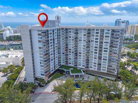 4101 Pine Tree Dr 1105, Miami Beach FL - photo 17 of 49
