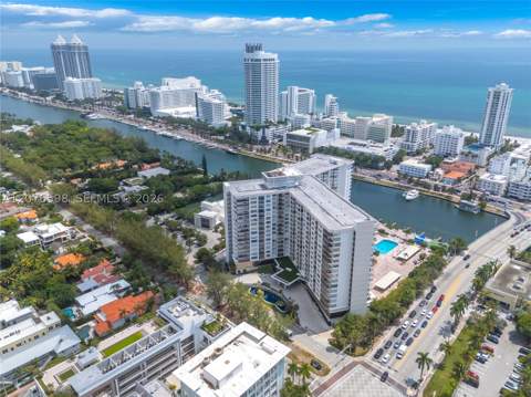 4101 Pine Tree Dr 1105, Miami Beach FL - photo 20 of 49