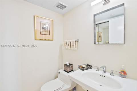 19101 NE 36th Ct 1602, Aventura FL - photo 12 of 36