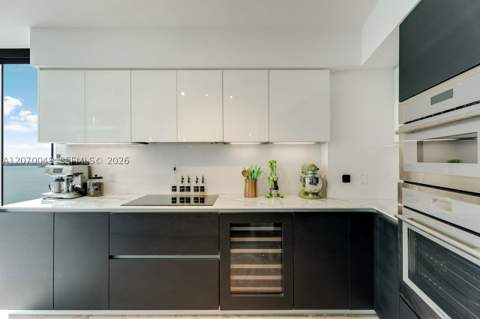 335 S Biscayne Blvd 2609, Miami FL - photo 13 of 45