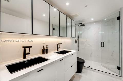 335 S Biscayne Blvd 2609, Miami FL - photo 17 of 45