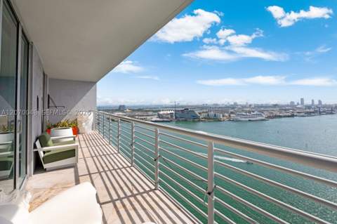 335 S Biscayne Blvd 2609, Miami FL - photo 6 of 45