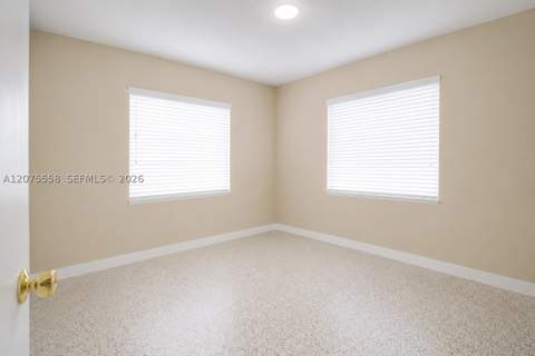 3115 Village Green Dr, Miami FL - photo 14 of 23