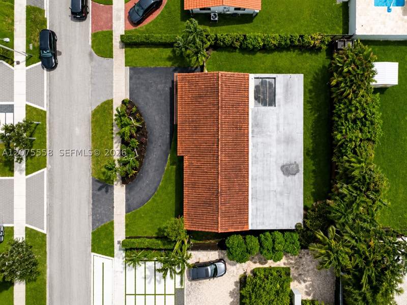 3 bedroom SingleFamilyResidence at 3115 Village Green Dr, Southern Estates 14th Add, Miami — photo 4