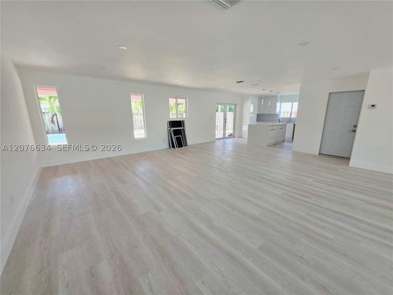 4 bedroom SingleFamilyResidence at 13038 SW 3rd St, Clasca Villas, Miami — photo 3