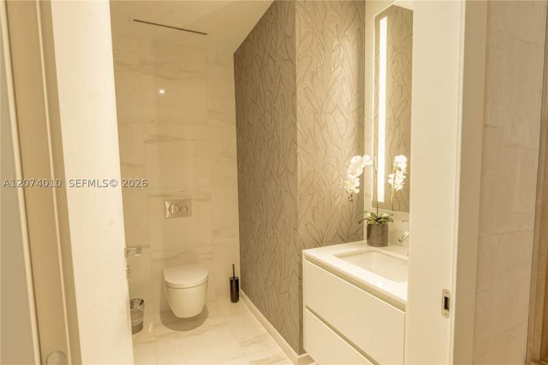 2 bedroom Condominium at 300 Biscayne Boulevard Way 3109W, Aston Martin Residences, Miami — photo 4