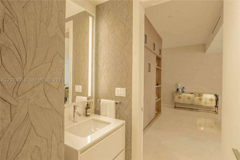 2 bedroom Condominium at 300 Biscayne Boulevard Way 3109W, Aston Martin Residences, Miami — photo 5