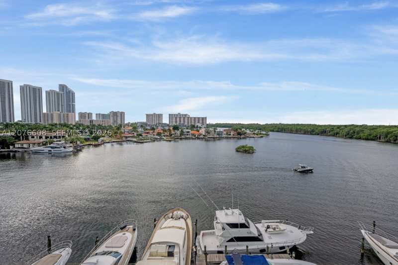 3 bedroom Condominium at 400 Sunny Isles Blvd 908, 400 Sunny Isles Condo Wes, Sunny Isles Beach — photo 1