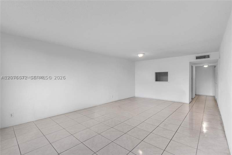 3 bedroom Condominium at 9001 SW 77th Ave C402, Dadeland Place Condo, Miami — photo 4