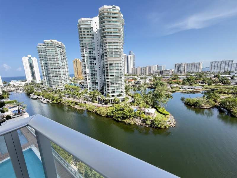 3 bedroom Condominium at 330 Sunny Isles Blvd 5-1008, Parque Towers Condo, Sunny Isles Beach — photo 1