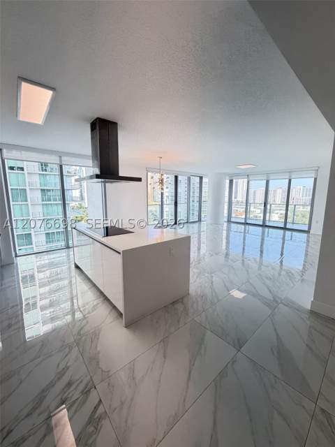 330 Sunny Isles Blvd 5-1008, Sunny Isles Beach FL - photo 12 of 38