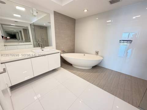 330 Sunny Isles Blvd 5-1008, Sunny Isles Beach FL - photo 23 of 38