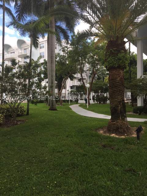 496 NW 165th St Rd D-310, Miami FL - photo 12 of 16