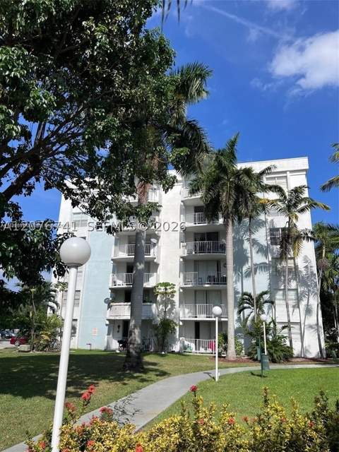 496 NW 165th St Rd D-310, Miami FL - photo 15 of 16