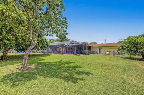 17721 SW 93rd Ave, Palmetto Bay FL - photo 18 of 21