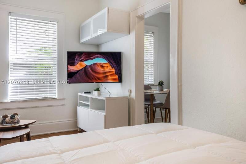 0 bedroom Condominium at 124 Mendoza Ave 4, Mendoza Condo, Coral Gables — photo 4