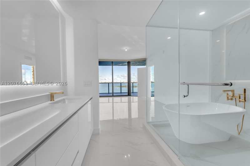 4 bedroom Condominium at 700 NE 24th Street 1407, Aria Reserve, Miami — photo 1