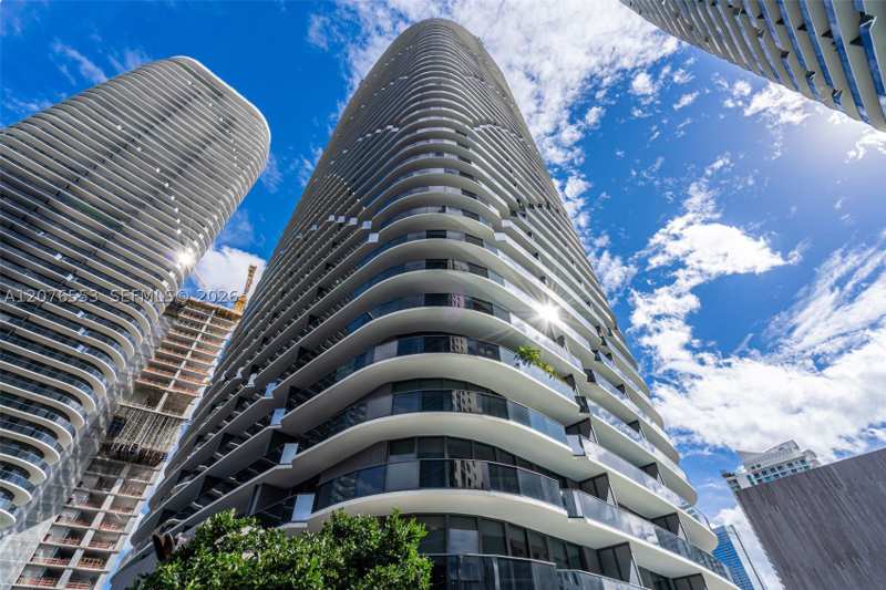 2 bedroom Condominium at 45 SW 9th St 1706, Brickell Heights East Con, Miami — photo 1